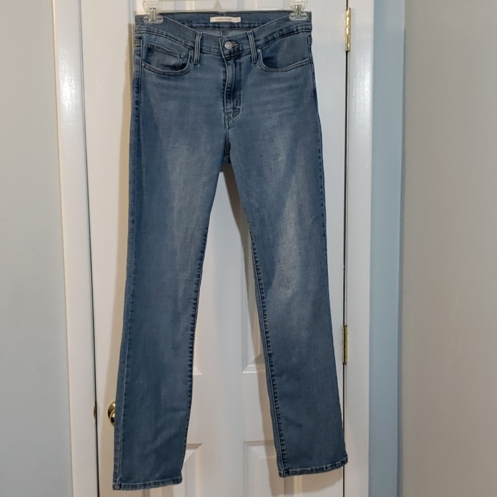 Levi's Slimming Straight Leg Jeans